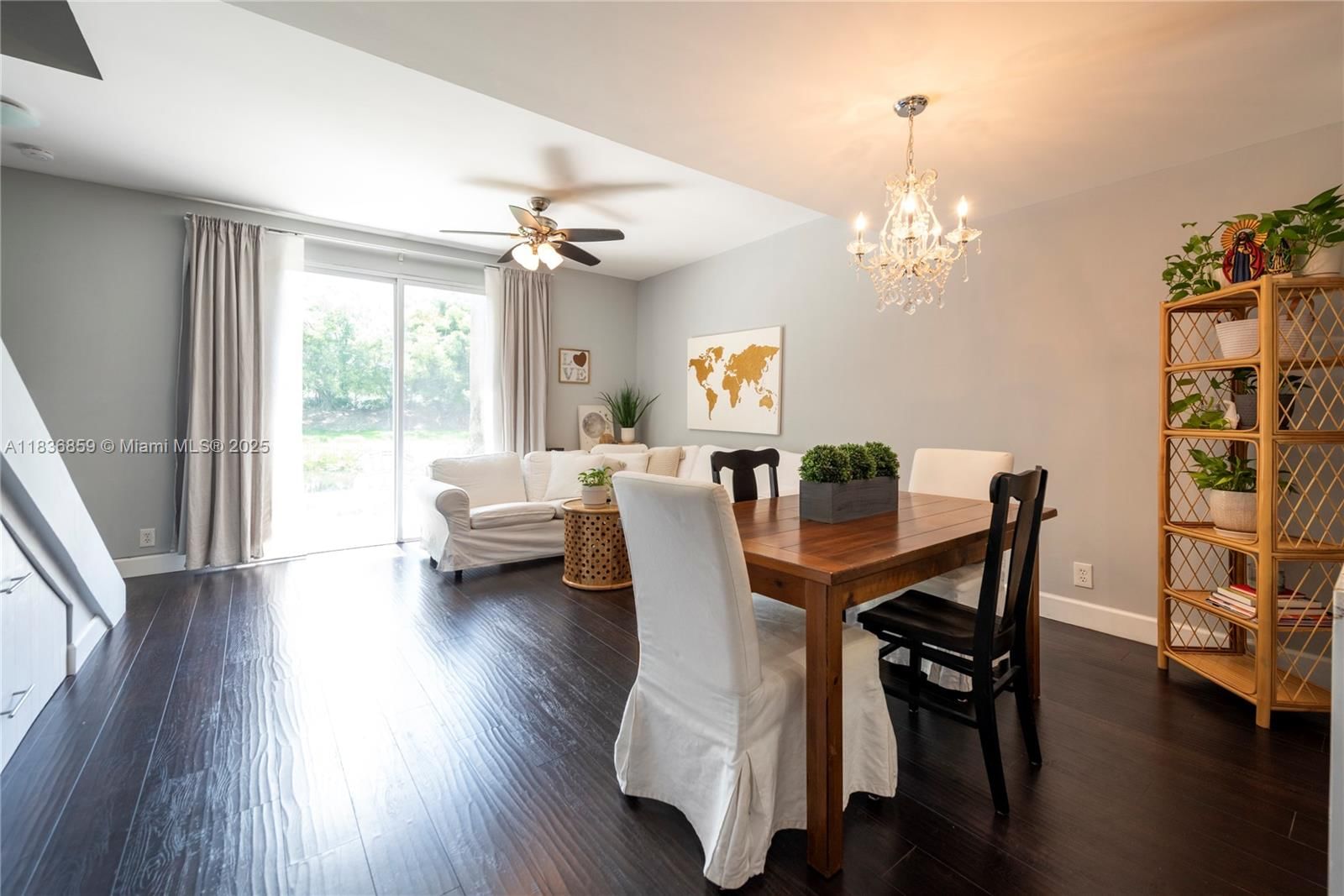Real estate property located at 1606 Veracruz Ln, Broward, Sectors 3 & 4 Boundary Pl, Weston, FL