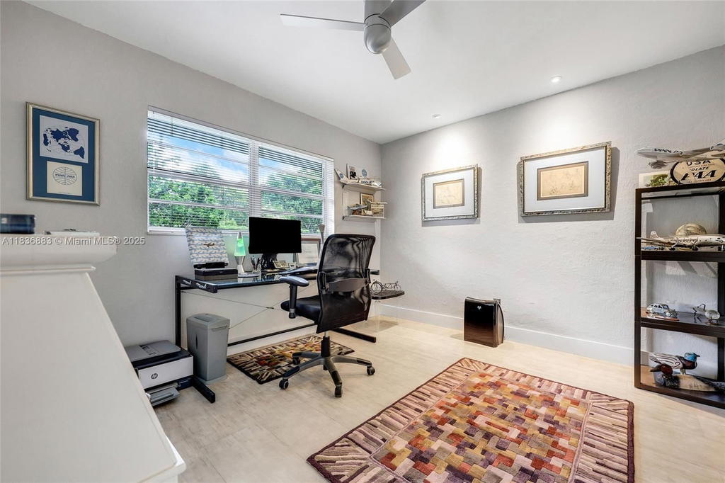 Real estate property located at 877 195th St #119, Miami-dade, Azure Lake Condo, Miami, FL