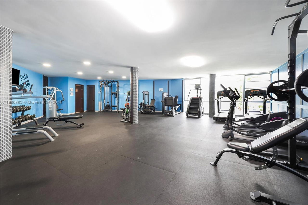 Real estate property located at 877 195th St #119, Miami-dade, Azure Lake Condo, Miami, FL
