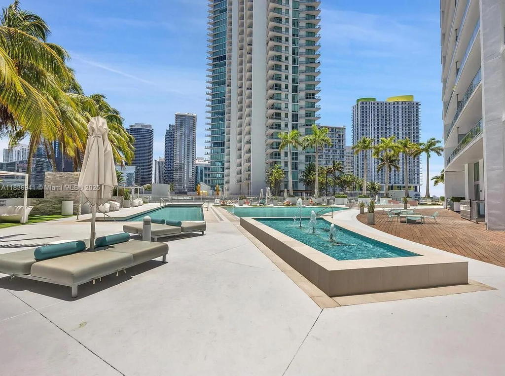 Real estate property located at 90 3rd St #2506, Miami-dade, Ivy Condo, Miami, FL