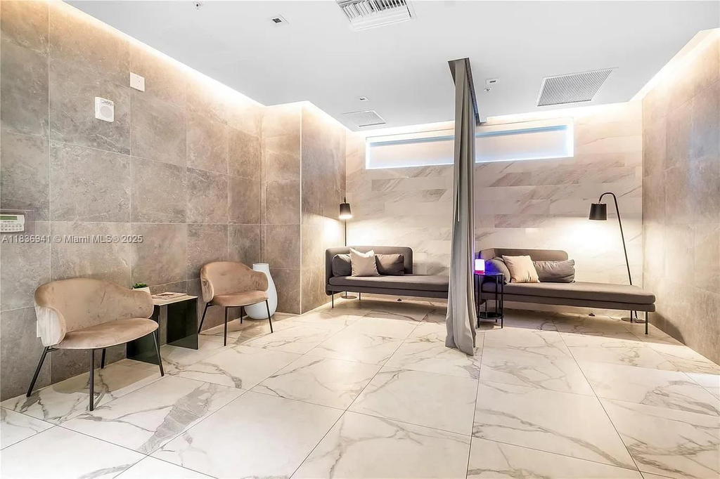 Real estate property located at 90 3rd St #2506, Miami-dade, Ivy Condo, Miami, FL