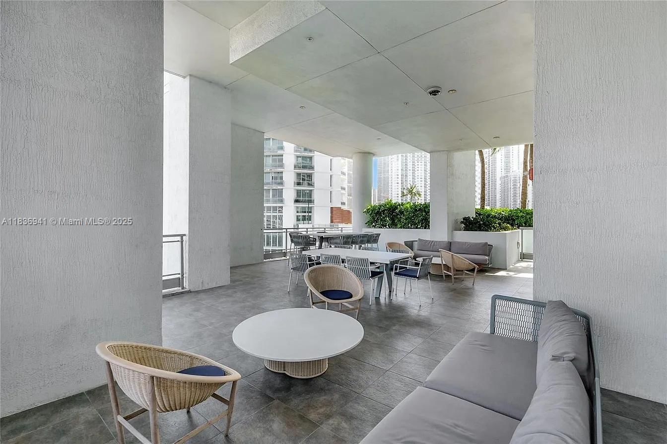 Real estate property located at 90 3rd St #2506, Miami-dade, Ivy Condo, Miami, FL