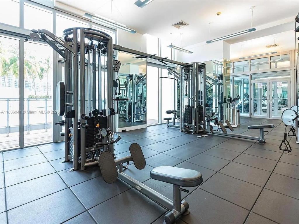 Real estate property located at 90 3rd St #2506, Miami-dade, Ivy Condo, Miami, FL