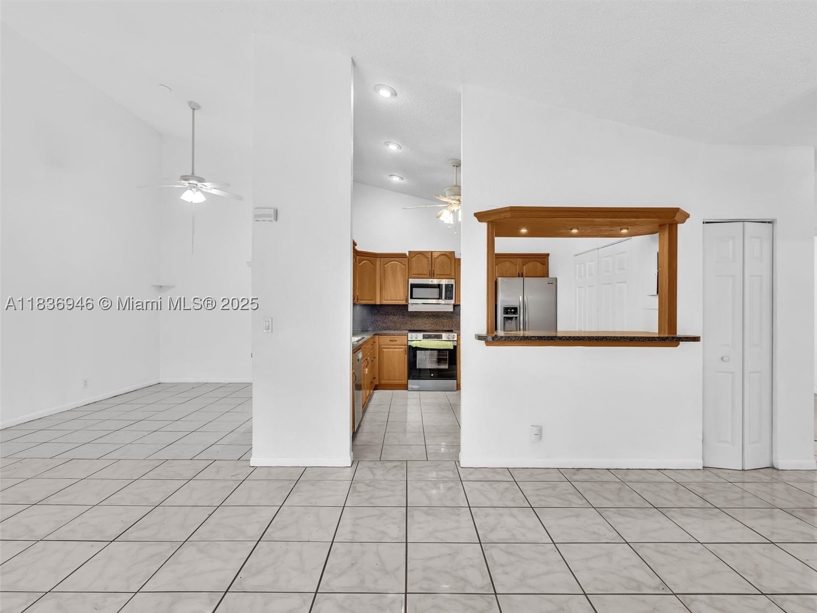 Real estate property located at 5201 31st Ave #112, Broward, Key North, Dania Beach, FL