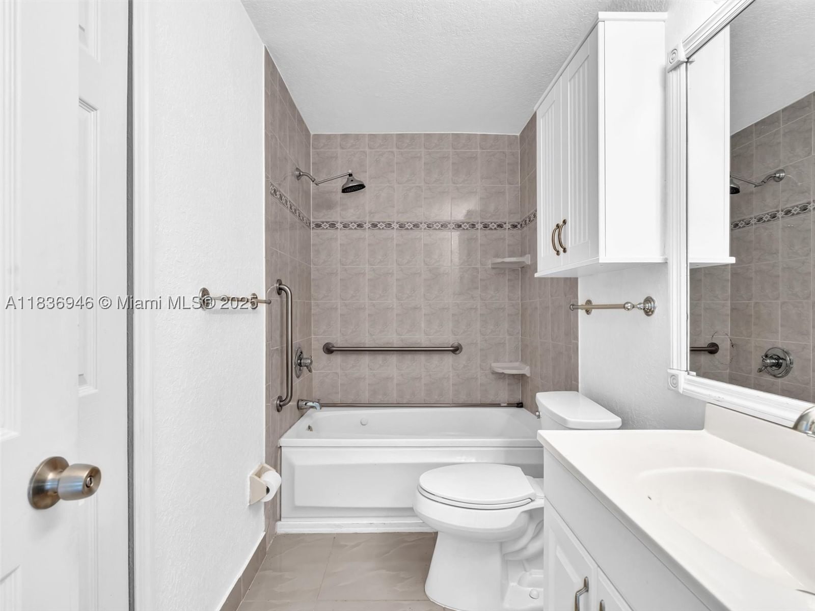 Real estate property located at 5201 31st Ave #112, Broward, Key North, Dania Beach, FL