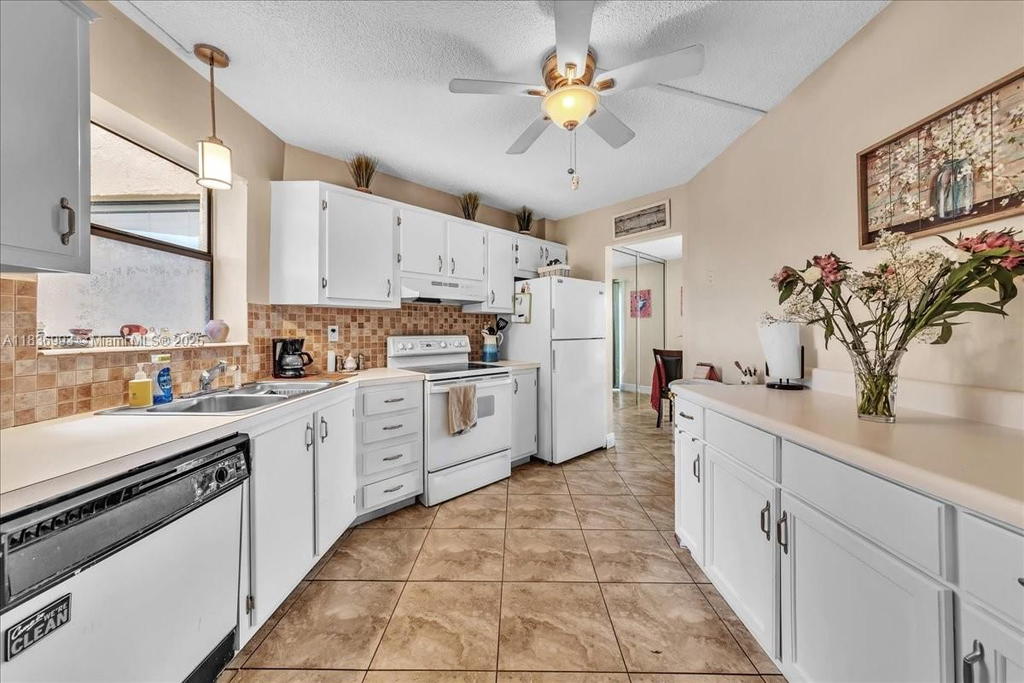 Real estate property located at 6555 Broward Blvd #300, Broward, Plantation Club C Condo, Plantation, FL