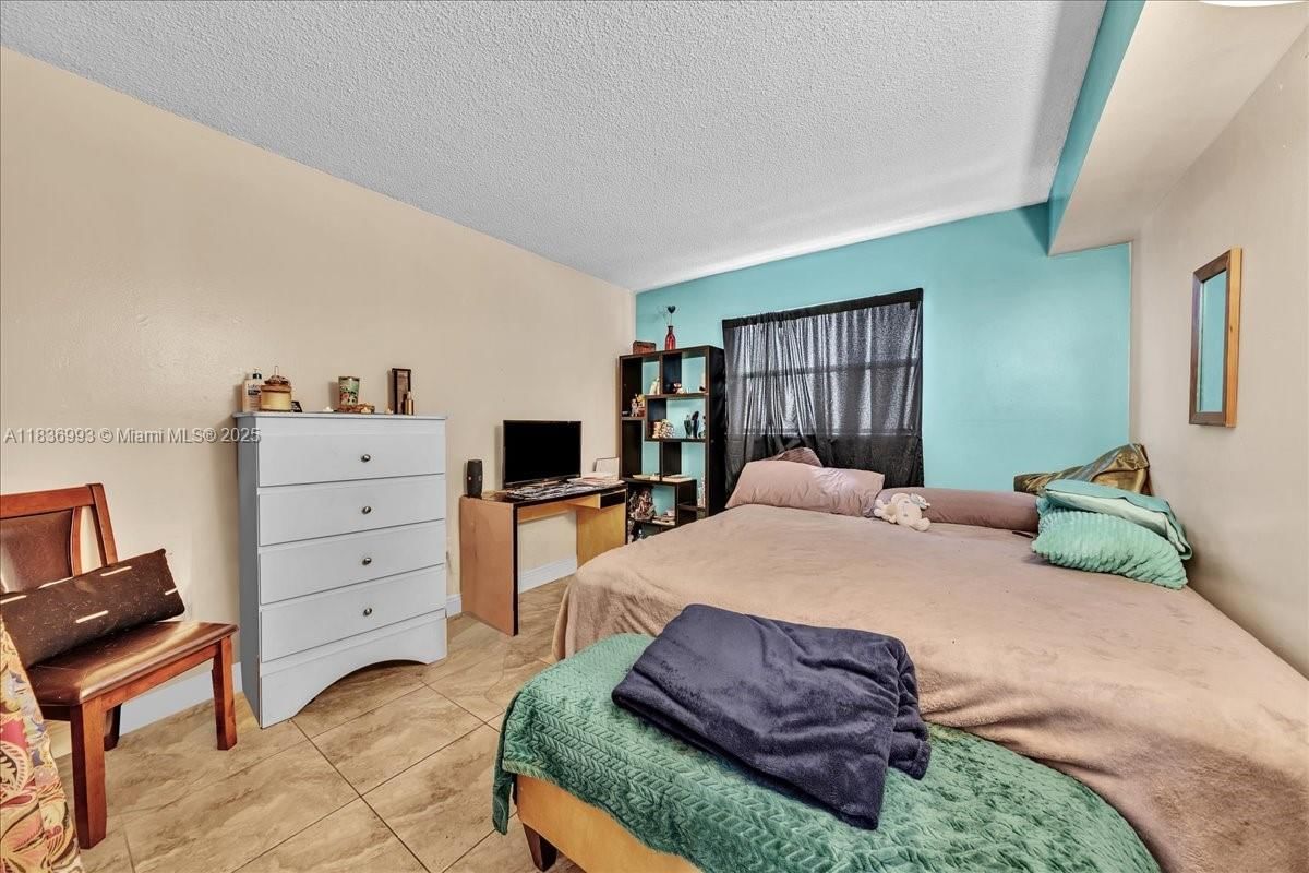 Real estate property located at 6555 Broward Blvd #300, Broward, Plantation Club C Condo, Plantation, FL