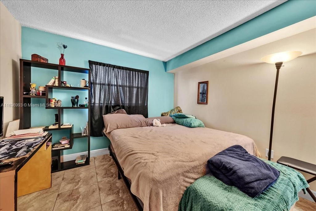 Real estate property located at 6555 Broward Blvd #300, Broward, Plantation Club C Condo, Plantation, FL
