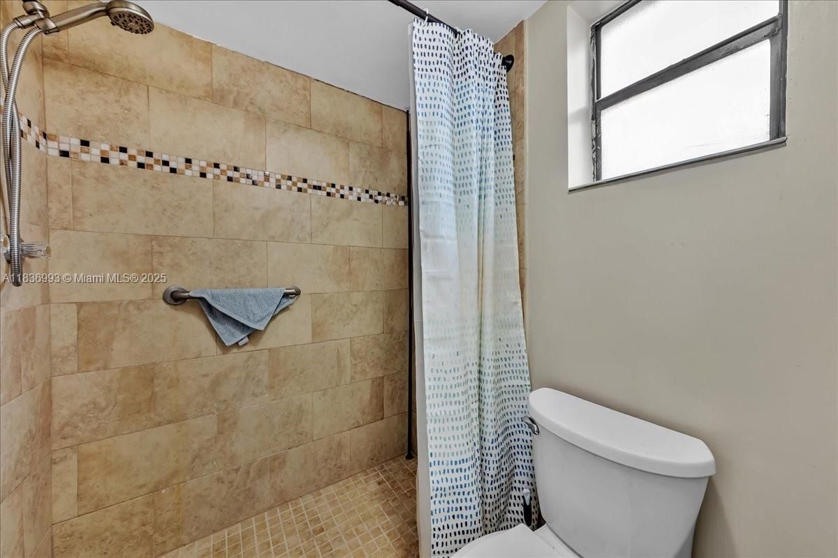 Real estate property located at 6555 Broward Blvd #300, Broward, Plantation Club C Condo, Plantation, FL