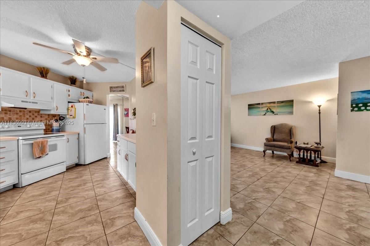 Real estate property located at 6555 Broward Blvd #300, Broward, Plantation Club C Condo, Plantation, FL