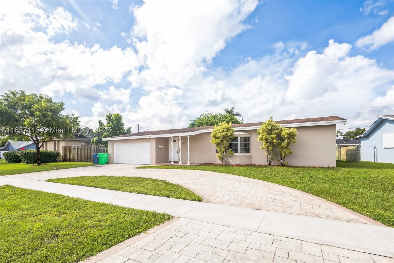 Real estate property located at 8361 28th Pl, Broward, Sunrise Golf Village, Sunrise, FL