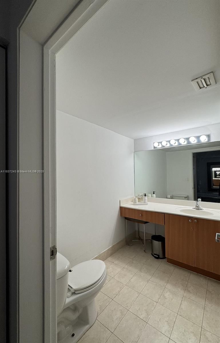 Real estate property located at 9755 48th Ter #321, Miami-dade, The Greens At Doral Condo, Doral, FL