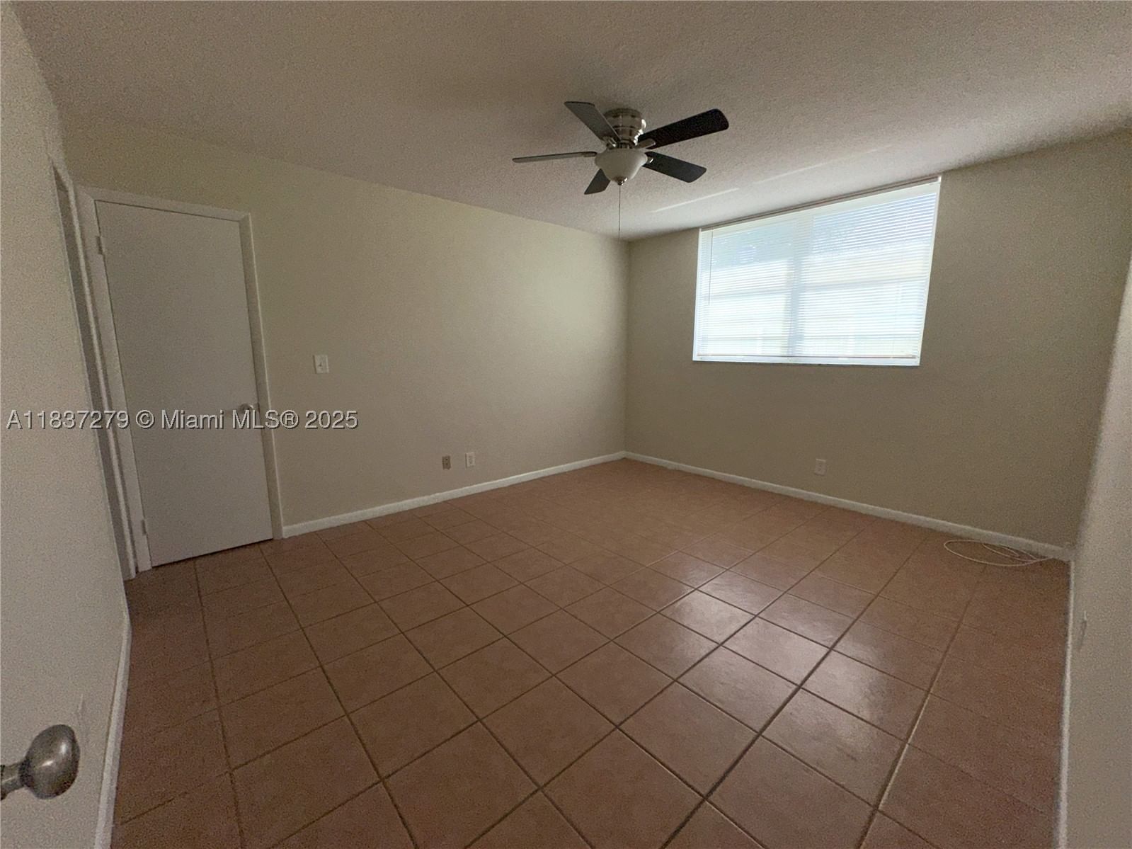 Real estate property located at 1720 Funston St #111, Broward, Funston Condo Apts, Hollywood, FL