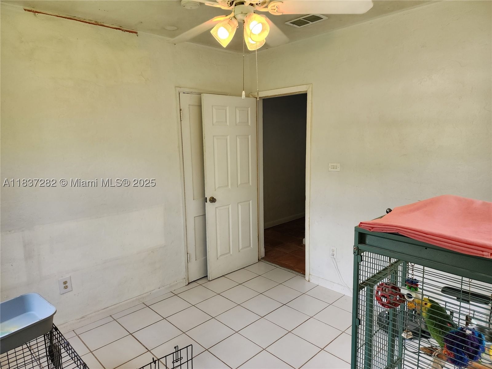 Real estate property located at 3521 8th Ave, Miami-dade, Linden Gardens, Hialeah, FL