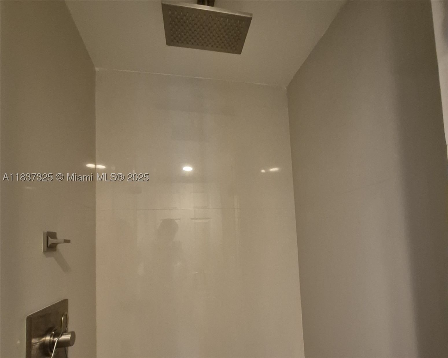 Real estate property located at 16300 Golf Club Rd #412, Broward, Country Club Apts At, Weston, FL