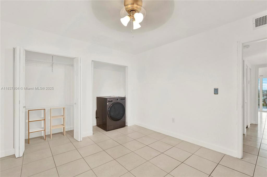 Real estate property located at 1990 56th St #1407, Miami-dade, Palm-west Gardens Condo, Hialeah, FL