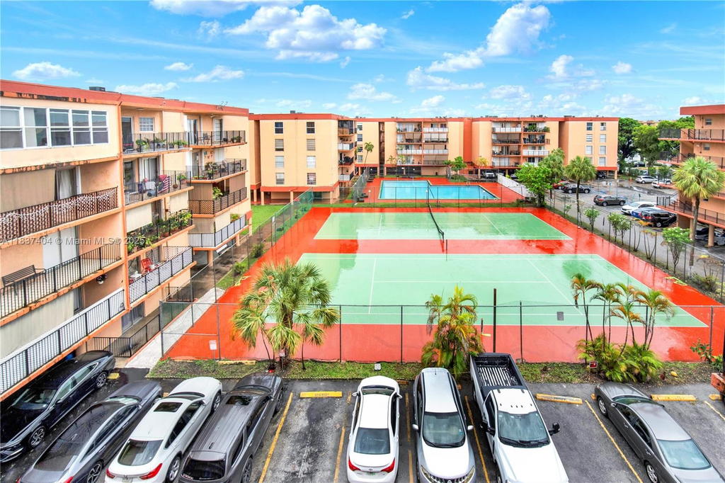 Real estate property located at 1990 56th St #1407, Miami-dade, Palm-west Gardens Condo, Hialeah, FL