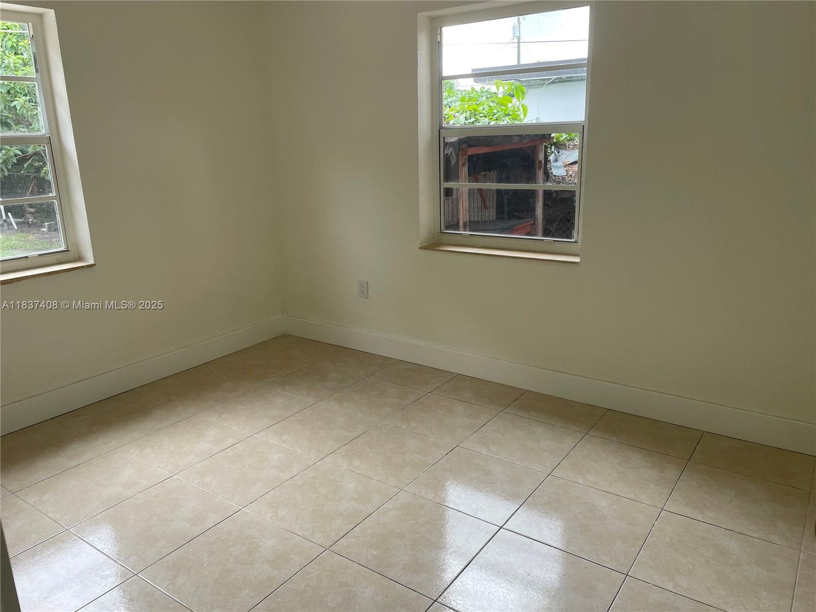 Real estate property located at 320 58th St, Miami-dade, 4th Avenue Extension To H, Hialeah, FL