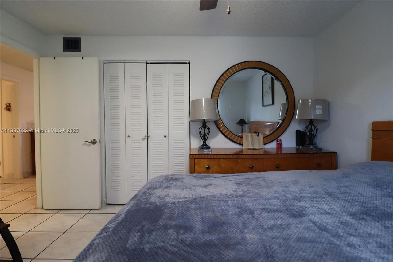Real estate property located at 15434 85th Ln #154, Miami-dade, Olympian Gdn Condo, Miami, FL