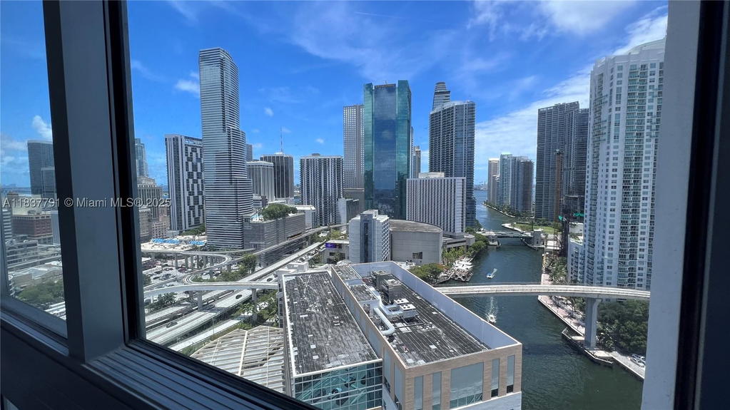 Real estate property located at 350 Miami Ave #2401, Miami-dade, Wind Condo, Miami, FL