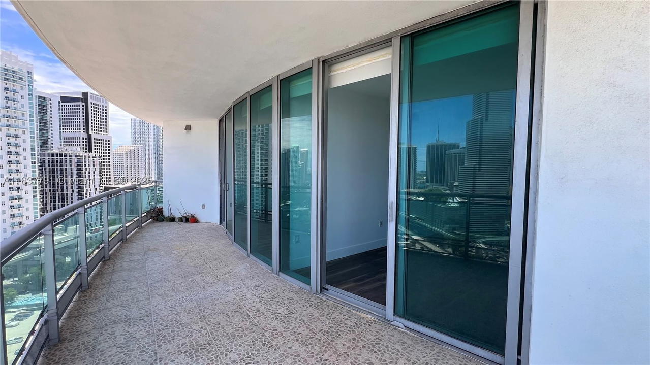 Real estate property located at 350 Miami Ave #2401, Miami-dade, Wind Condo, Miami, FL
