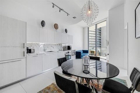 Real estate property located at 501 31st St #4007, Miami-dade, Paraiso Bayviews, Miami, FL