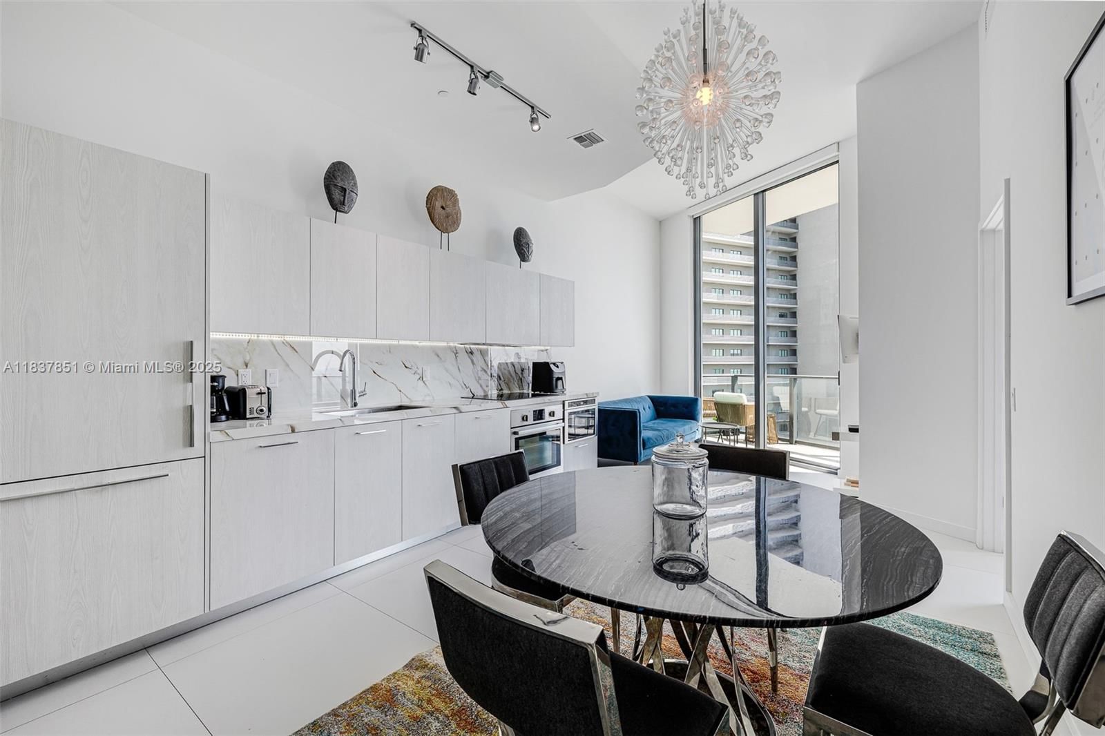 Real estate property located at 501 31st St #4007, Miami-dade, Paraiso Bayviews, Miami, FL