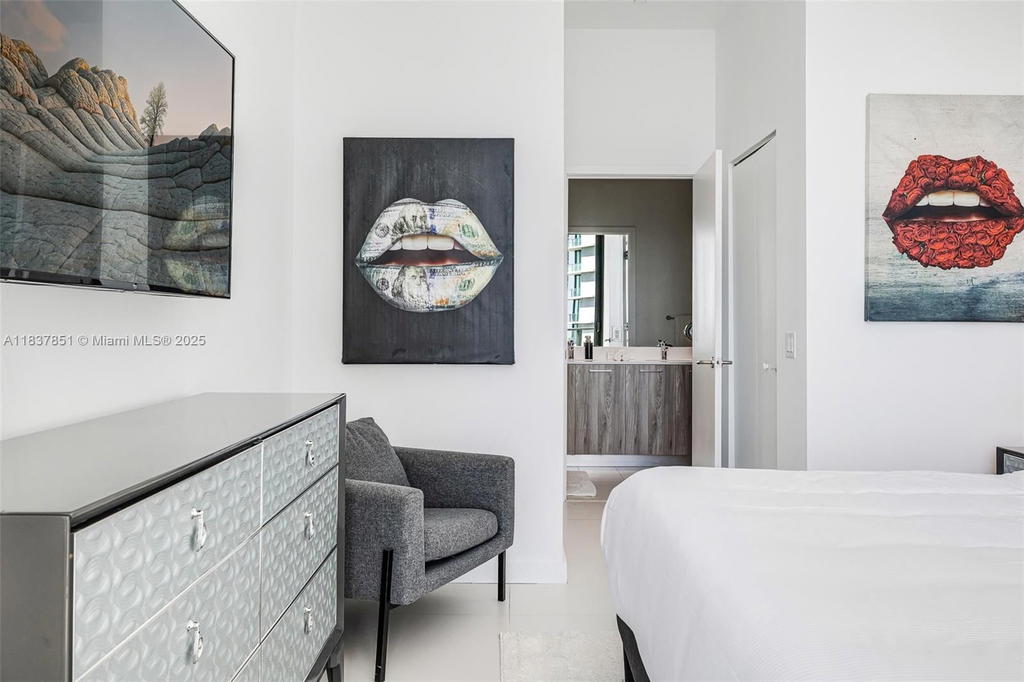 Real estate property located at 501 31st St #4007, Miami-dade, Paraiso Bayviews, Miami, FL