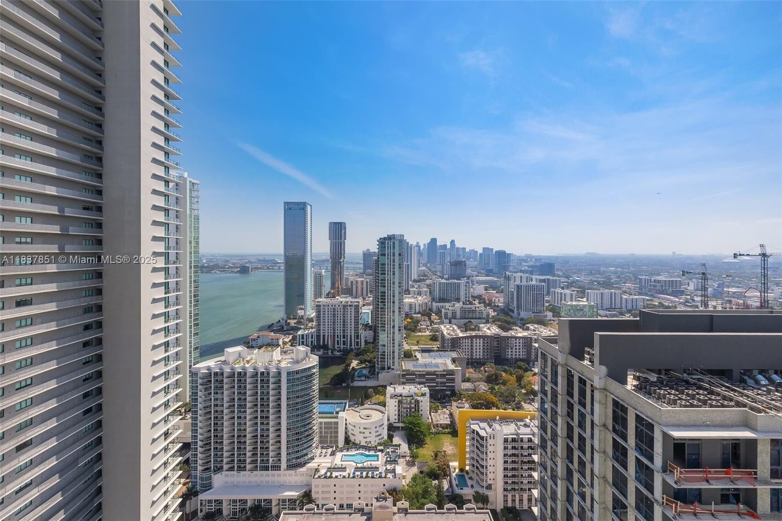 Real estate property located at 501 31st St #4007, Miami-dade, Paraiso Bayviews, Miami, FL