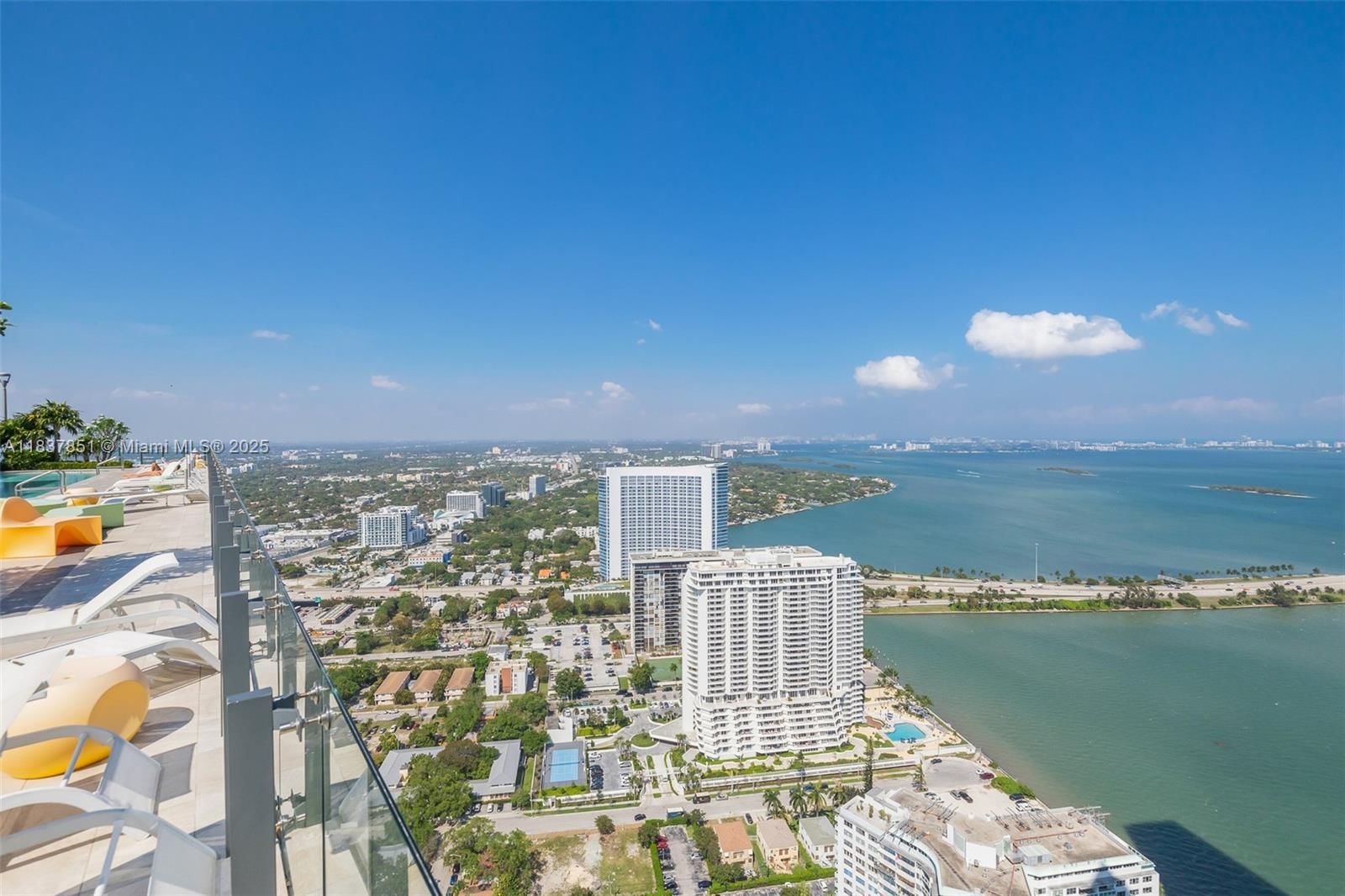 Real estate property located at 501 31st St #4007, Miami-dade, Paraiso Bayviews, Miami, FL