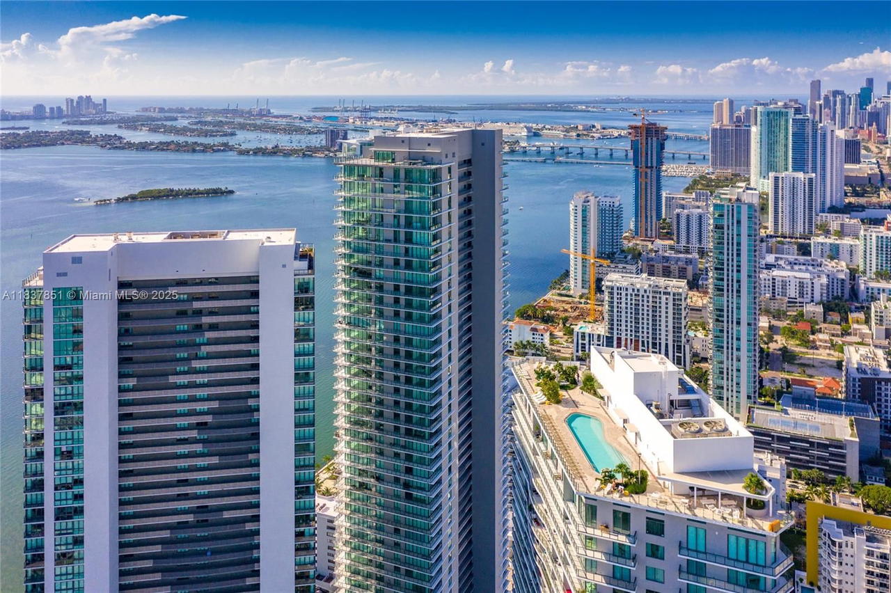 Real estate property located at 501 31st St #4007, Miami-dade, Paraiso Bayviews, Miami, FL