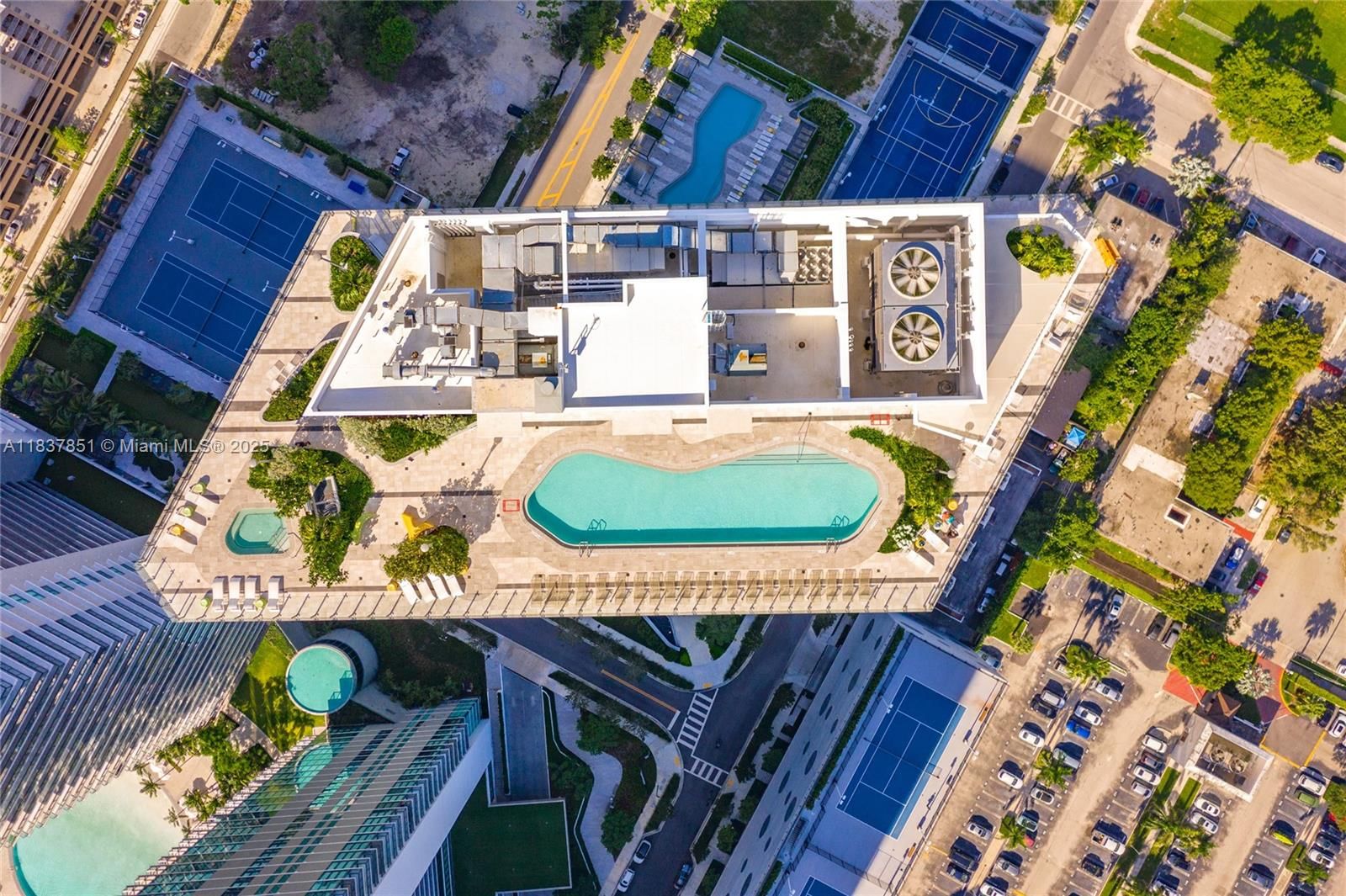 Real estate property located at 501 31st St #4007, Miami-dade, Paraiso Bayviews, Miami, FL