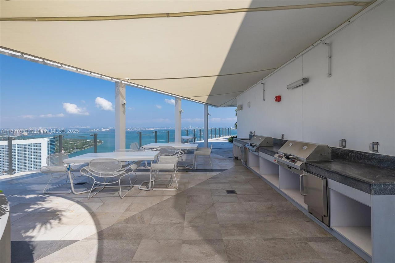 Real estate property located at 501 31st St #4007, Miami-dade, Paraiso Bayviews, Miami, FL