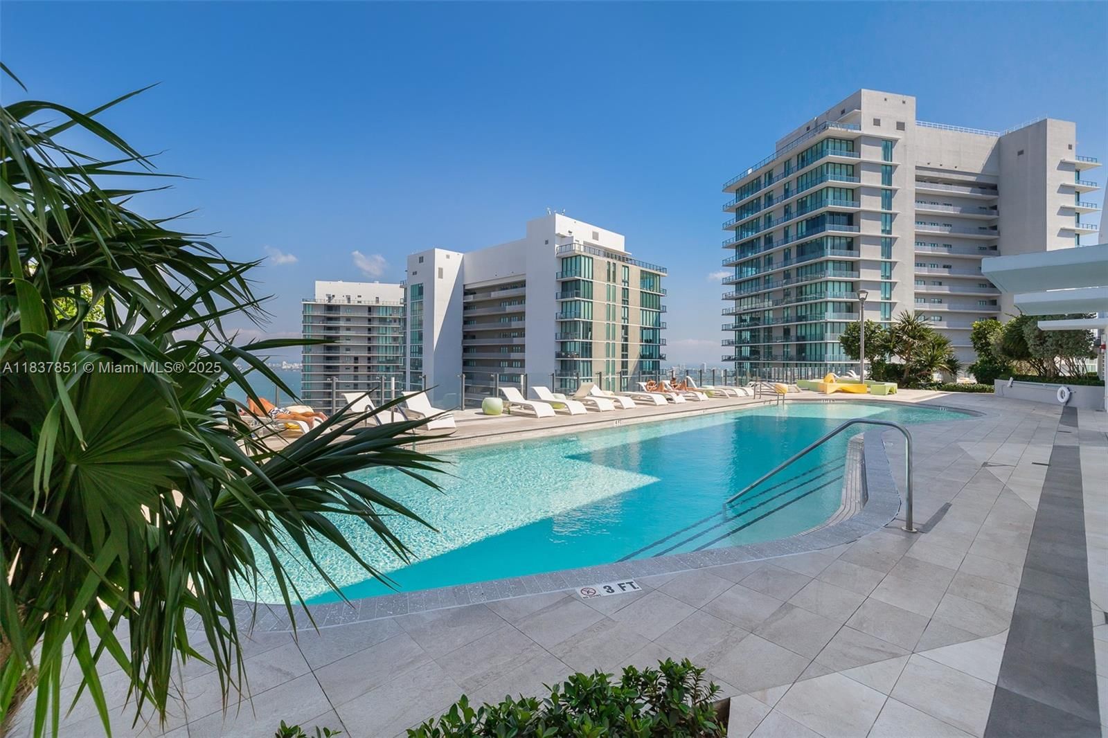 Real estate property located at 501 31st St #4007, Miami-dade, Paraiso Bayviews, Miami, FL