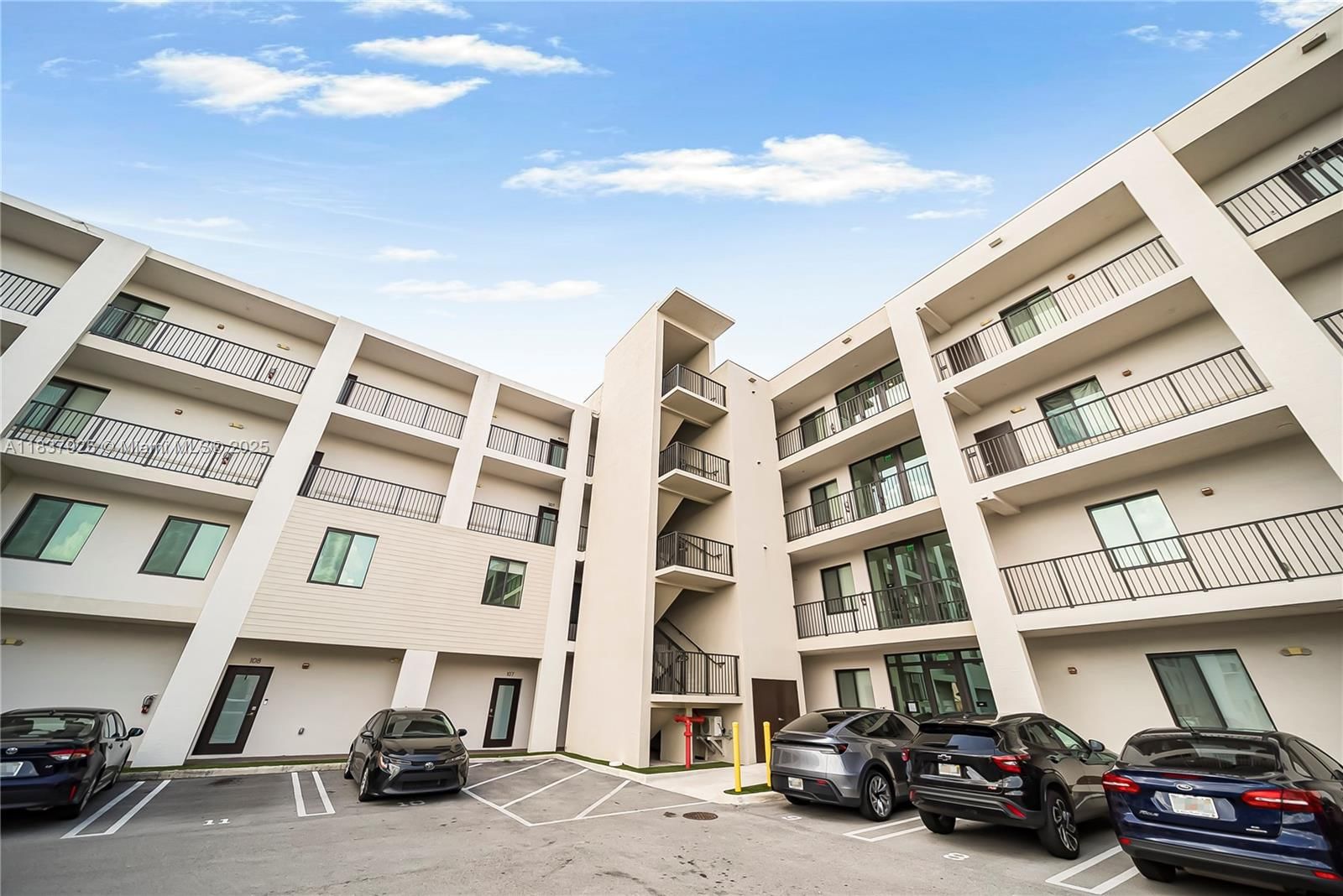 Real estate property located at 8265 41st St C-307, Miami-dade, Downtown Doral South Phas, Doral, FL