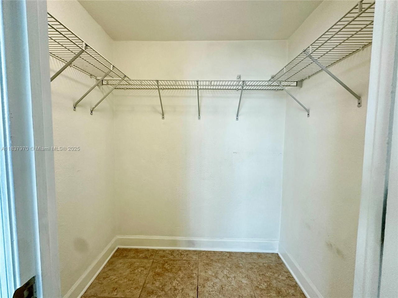 Real estate property located at 7501 Treasure Dr #1P, Miami-dade, Treasures On The Bay Ii C, North Bay Village, FL