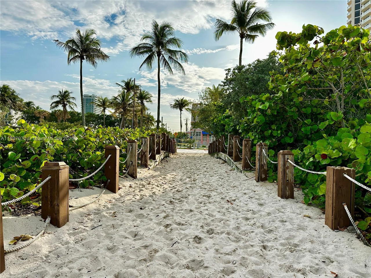 Real estate property located at 7501 Treasure Dr #1P, Miami-dade, Treasures On The Bay Ii C, North Bay Village, FL