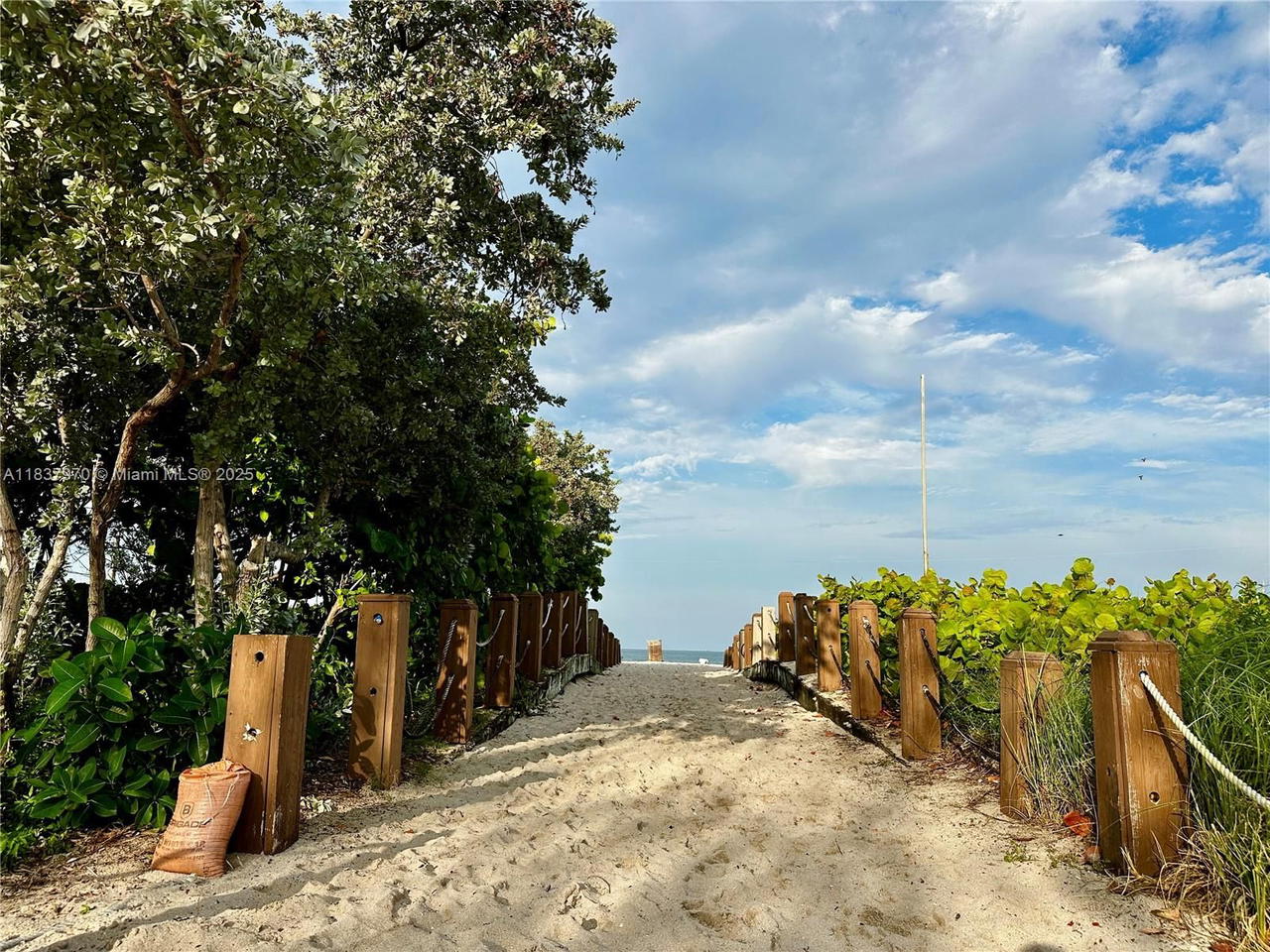 Real estate property located at 7501 Treasure Dr #1P, Miami-dade, Treasures On The Bay Ii C, North Bay Village, FL
