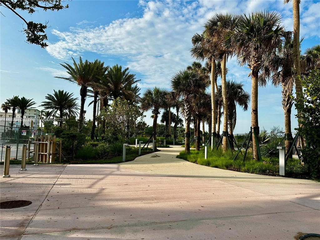 Real estate property located at 7501 Treasure Dr #1P, Miami-dade, Treasures On The Bay Ii C, North Bay Village, FL