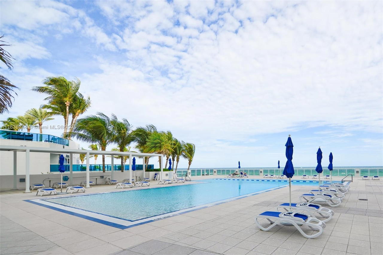 Real estate property located at 2751 Ocean Dr #1707S, Broward, Aquarius Condo, Hollywood, FL