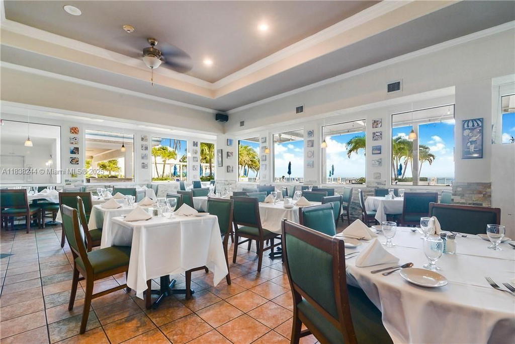 Real estate property located at 2751 Ocean Dr #1707S, Broward, Aquarius Condo, Hollywood, FL