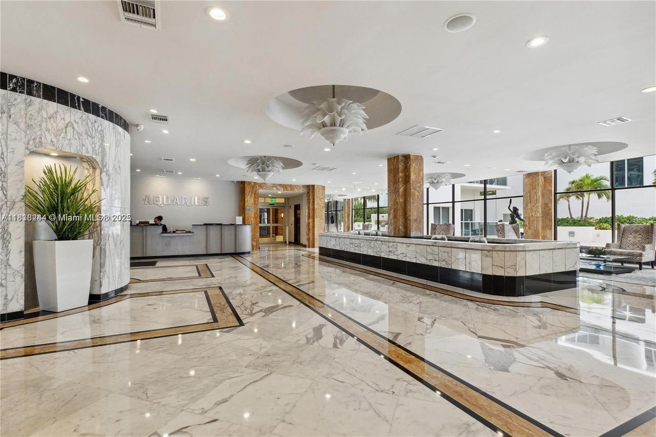 Real estate property located at 2751 Ocean Dr #1707S, Broward, Aquarius Condo, Hollywood, FL