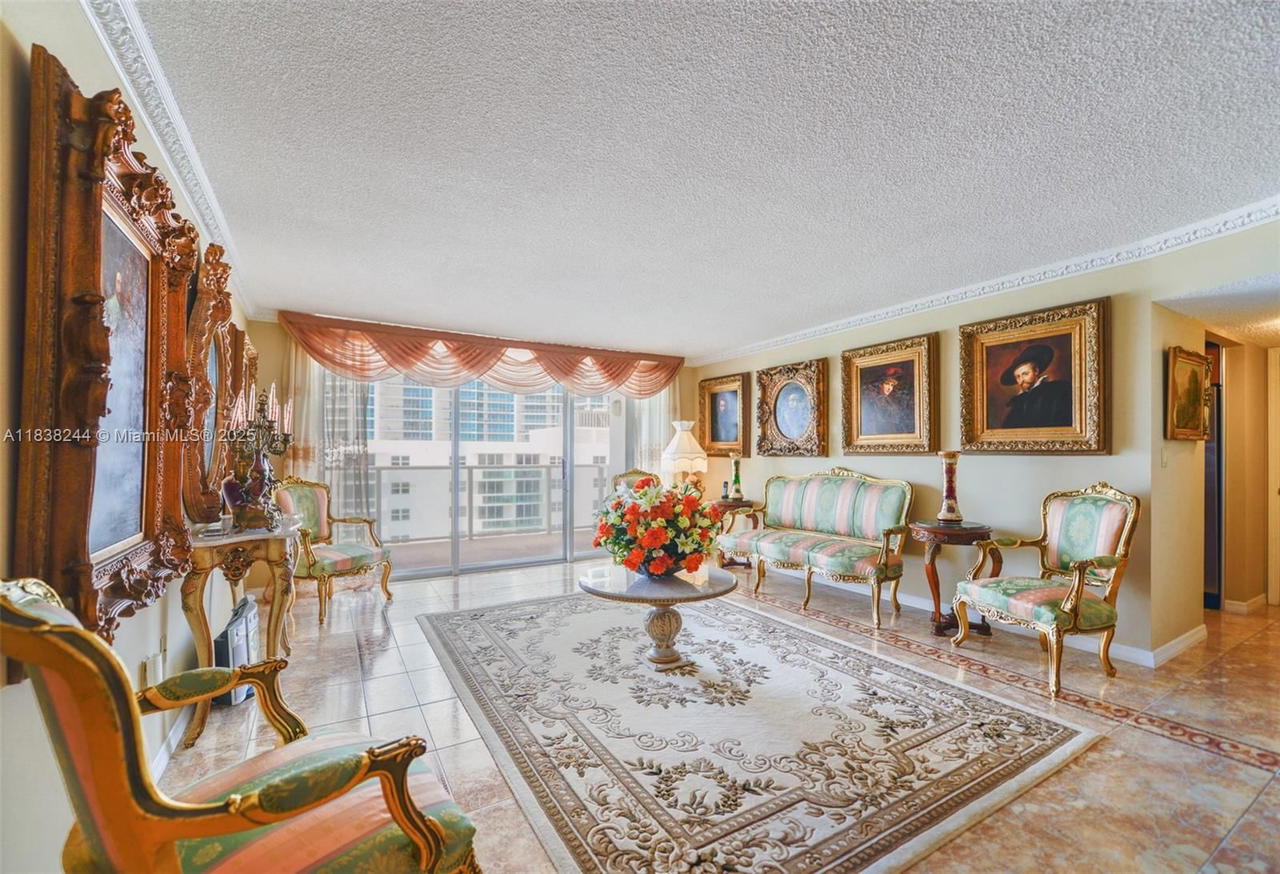 Real estate property located at 2751 Ocean Dr #1707S, Broward, Aquarius Condo, Hollywood, FL