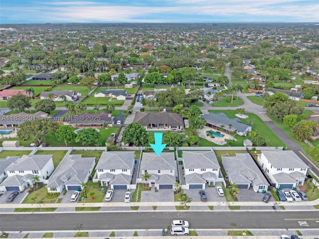 Real estate property located at 14864 163rd Ter, Miami-dade, Kings Grove, Miami, FL