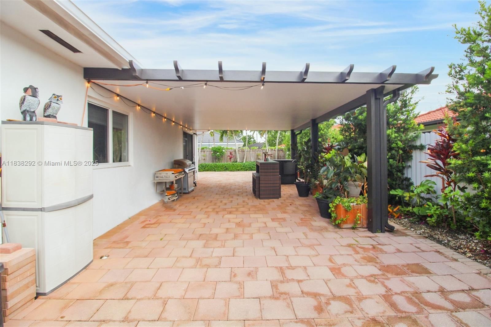 Real estate property located at 15263 162nd St, Miami-dade, Chadustry Estates, Miami, FL