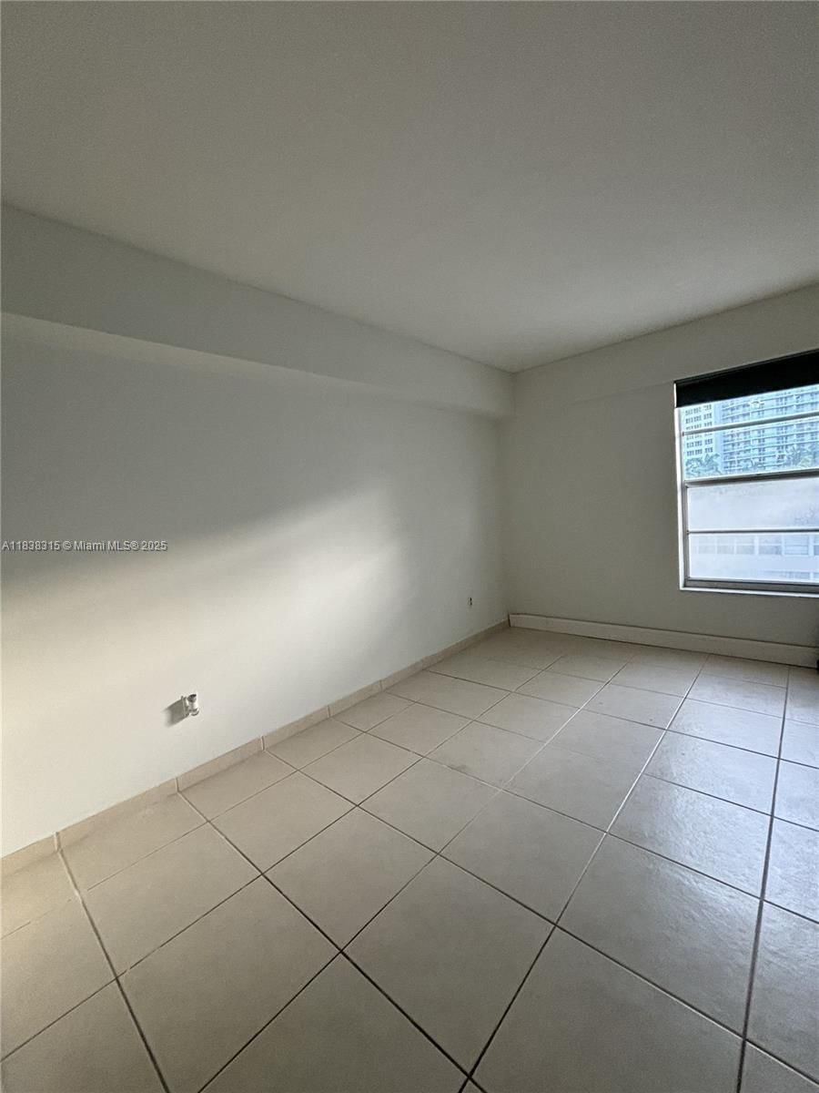 Real estate property located at 1455 West Ave #403, Miami-dade, Bayshore Terrace Condo, Miami Beach, FL