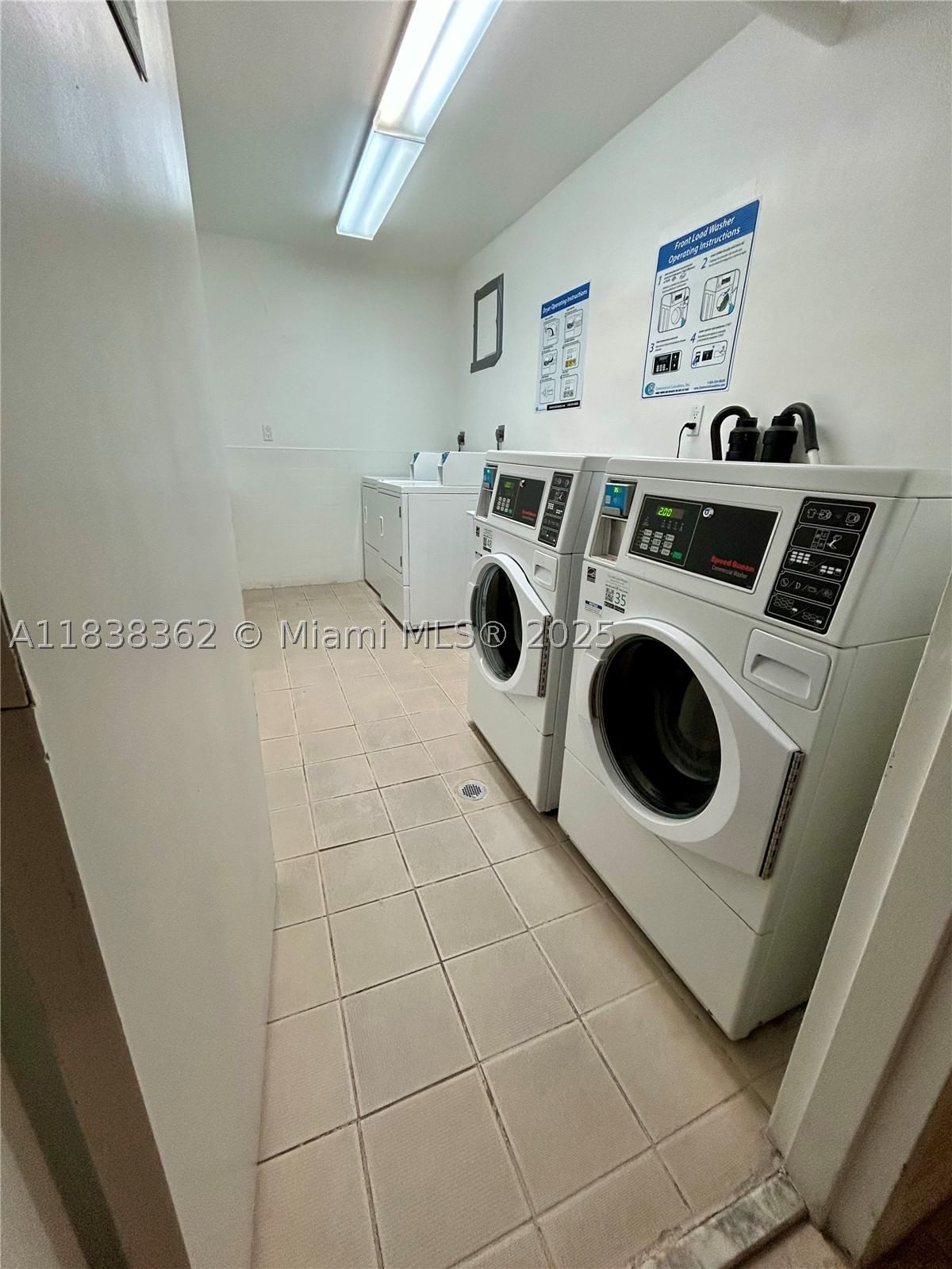 Real estate property located at 5401 Collins Ave #514, Miami-dade, The Carriage House Condo, Miami Beach, FL