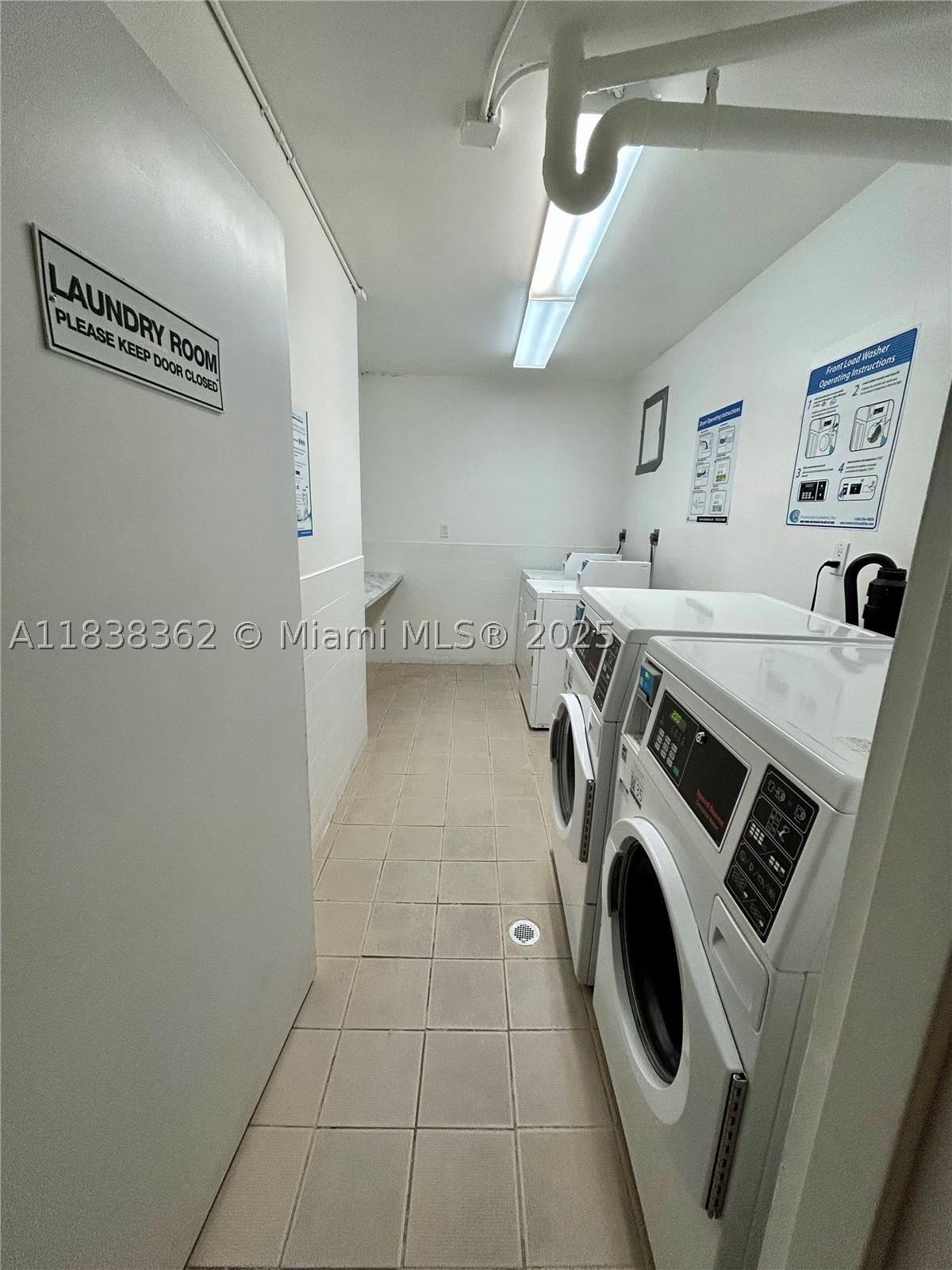 Real estate property located at 5401 Collins Ave #514, Miami-dade, The Carriage House Condo, Miami Beach, FL