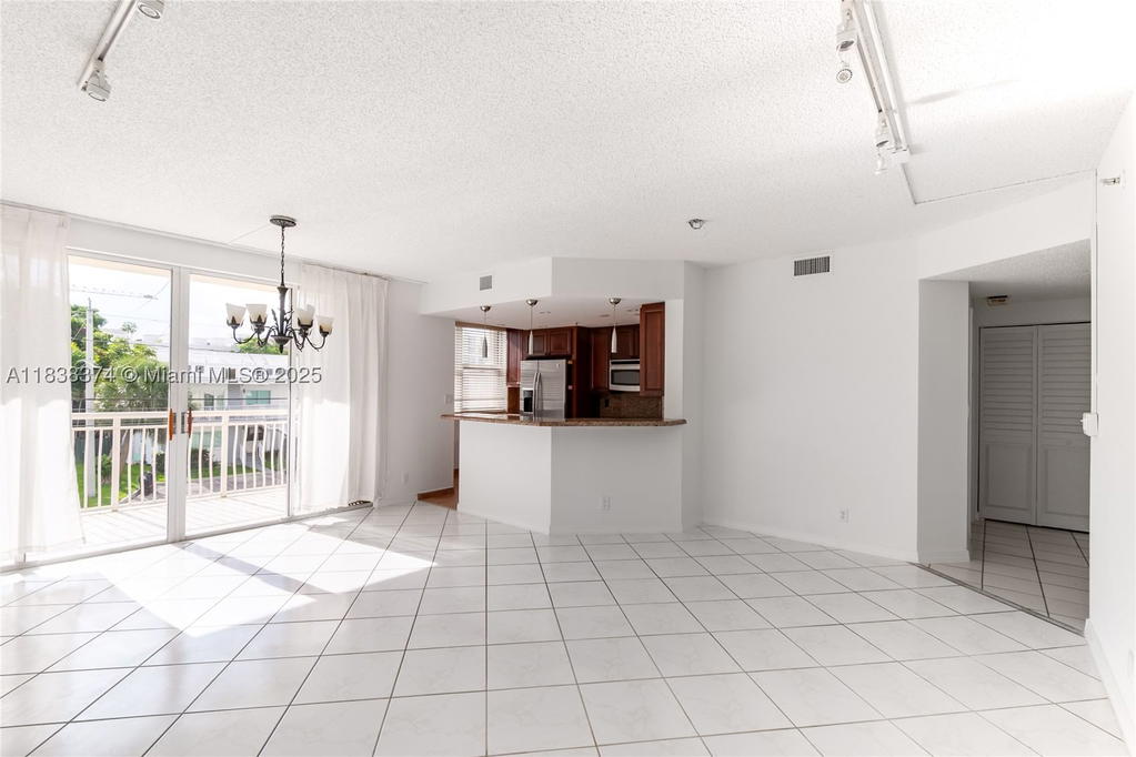 Real estate property located at 10140 Bay Harbor Dr #201A, Miami-dade, Bay Harborview Condo, Bay Harbor Islands, FL