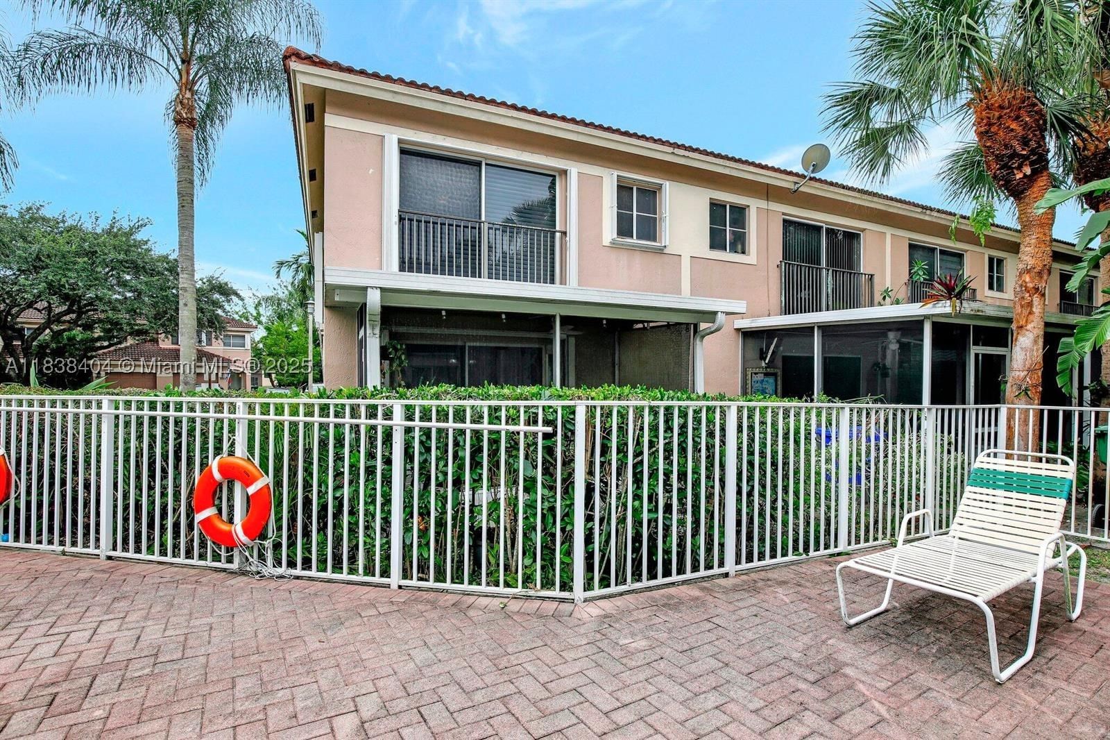Real estate property located at 9715 23rd Ct, Broward, Royal Townhomes, Pembroke Pines, FL